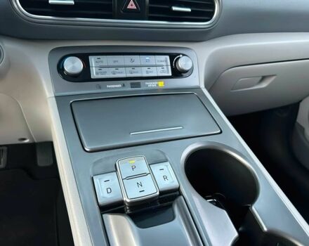 Серый Хендай Другая, объемом двигателя 0 л и пробегом 12 тыс. км за 10000 $, фото 9 на Automoto.ua