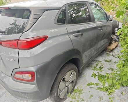 Сірий Хендай Інша, об'ємом двигуна 0 л та пробігом 40 тис. км за 4600 $, фото 4 на Automoto.ua