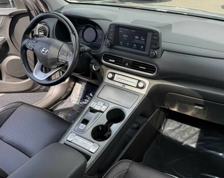 Серый Хендай Другая, объемом двигателя 0 л и пробегом 25 тыс. км за 10000 $, фото 7 на Automoto.ua