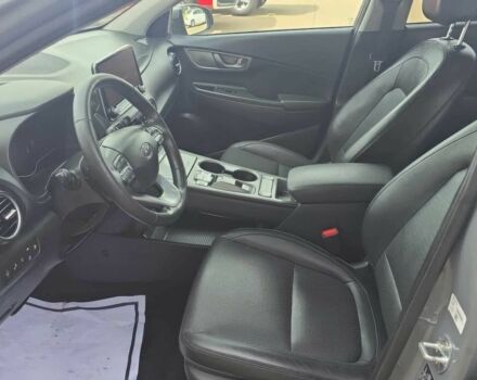 Серый Хендай Другая, объемом двигателя 0 л и пробегом 28 тыс. км за 12000 $, фото 6 на Automoto.ua