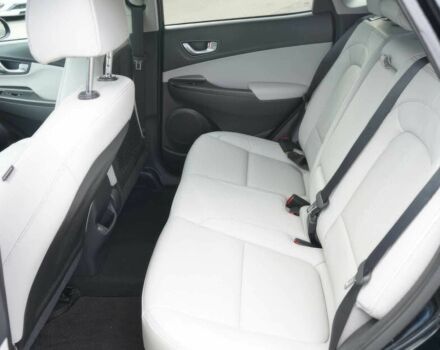 Серый Хендай Другая, объемом двигателя 0 л и пробегом 22 тыс. км за 25000 $, фото 9 на Automoto.ua