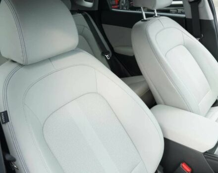 Серый Хендай Другая, объемом двигателя 0 л и пробегом 22 тыс. км за 25000 $, фото 8 на Automoto.ua