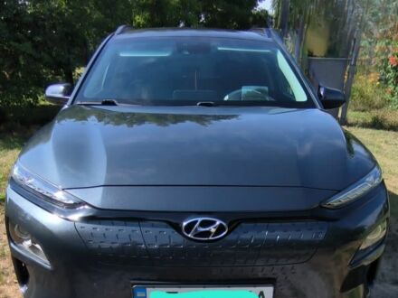Серый Хендай Другая, объемом двигателя 0 л и пробегом 150 тыс. км за 15000 $, фото 1 на Automoto.ua
