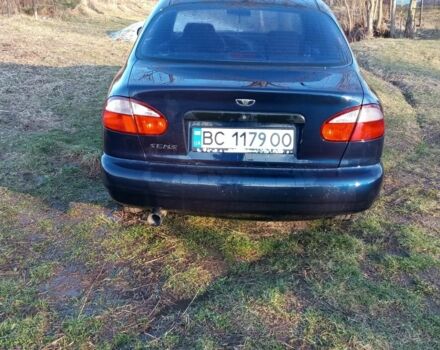 Синий Хендай Другая, объемом двигателя 5 л и пробегом 140 тыс. км за 1600 $, фото 4 на Automoto.ua