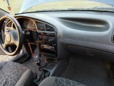 Синий Хендай Другая, объемом двигателя 5 л и пробегом 140 тыс. км за 1600 $, фото 1 на Automoto.ua