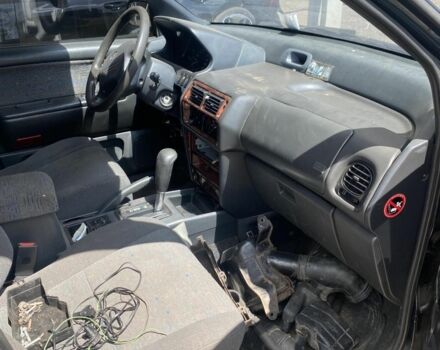 Зеленый Хендай Другая, объемом двигателя 2 л и пробегом 356 тыс. км за 1600 $, фото 5 на Automoto.ua