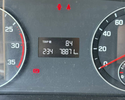 Белый Хендай EX8, объемом двигателя 3.93 л и пробегом 80 тыс. км за 28000 $, фото 1 на Automoto.ua