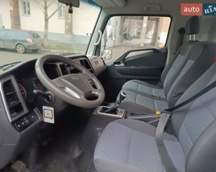 Білий Хендай EX8, об'ємом двигуна 3.93 л та пробігом 201 тис. км за 29800 $, фото 10 на Automoto.ua