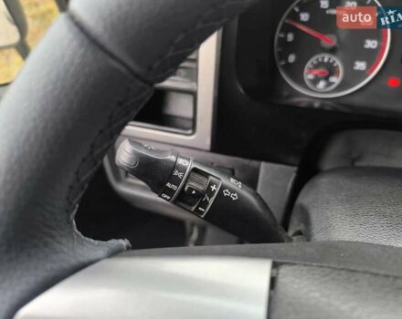 Хендай EX8 2018 у Полтаві на Automoto.ua Білий Хендай EX8, об'ємом двигуна 3.93 л та пробігом 201 тис. км за 27000 $, фото 35 на Automoto.ua