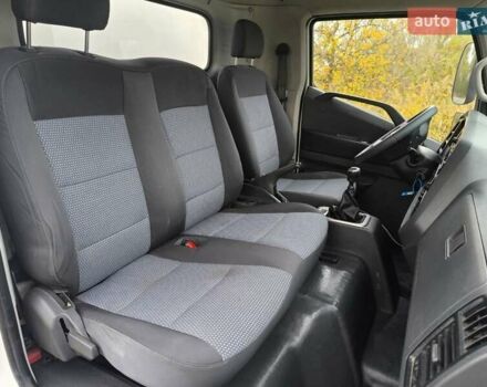 Хендай EX8 2018 у Полтаві на Automoto.ua Білий Хендай EX8, об'ємом двигуна 3.93 л та пробігом 201 тис. км за 27000 $, фото 28 на Automoto.ua