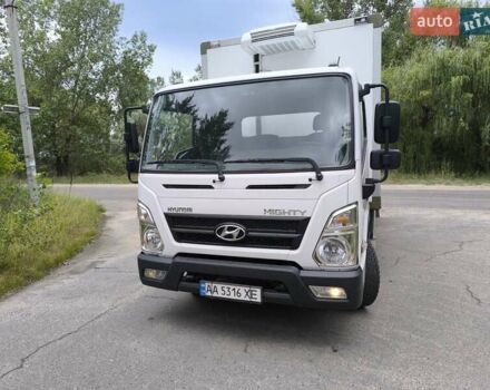 Белый Хендай EX8, объемом двигателя 3.93 л и пробегом 217 тыс. км за 26500 $, фото 9 на Automoto.ua