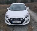 Белый Хендай Элантра, объемом двигателя 1.8 л и пробегом 120 тыс. км за 9800 $, фото 1 на Automoto.ua
