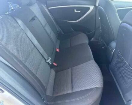 Білий Хендай Елантра, об'ємом двигуна 2 л та пробігом 77 тис. км за 6300 $, фото 11 на Automoto.ua