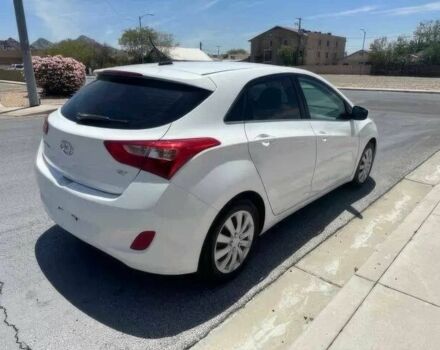 Білий Хендай Елантра, об'ємом двигуна 2 л та пробігом 77 тис. км за 6300 $, фото 7 на Automoto.ua