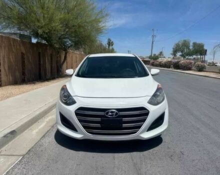 Білий Хендай Елантра, об'ємом двигуна 2 л та пробігом 77 тис. км за 6300 $, фото 1 на Automoto.ua