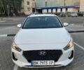 Белый Хендай Элантра, объемом двигателя 2 л и пробегом 137 тыс. км за 12500 $, фото 1 на Automoto.ua