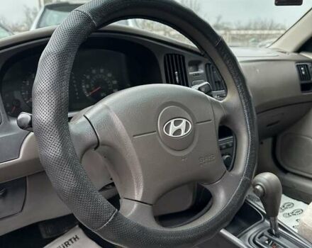 Білий Хендай Елантра, об'ємом двигуна 2 л та пробігом 193 тис. км за 4200 $, фото 5 на Automoto.ua