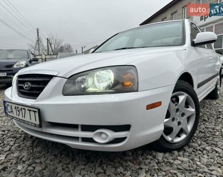 Білий Хендай Елантра, об'ємом двигуна 2 л та пробігом 193 тис. км за 4200 $, фото 4 на Automoto.ua