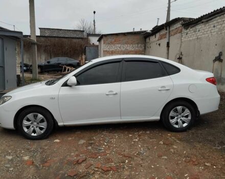 Белый Хендай Элантра, объемом двигателя 1.6 л и пробегом 180 тыс. км за 5700 $, фото 5 на Automoto.ua