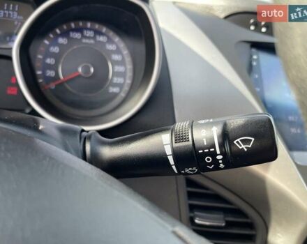 Белый Хендай Элантра, объемом двигателя 1.59 л и пробегом 285 тыс. км за 8700 $, фото 22 на Automoto.ua