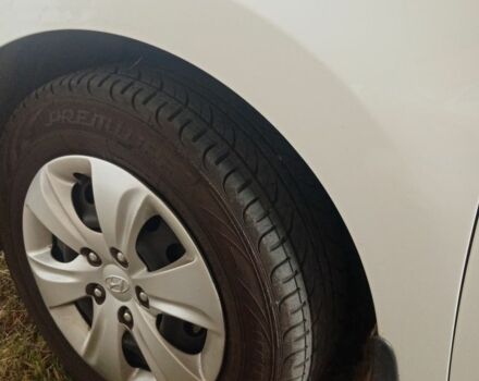 Белый Хендай Элантра, объемом двигателя 1.6 л и пробегом 97 тыс. км за 8450 $, фото 5 на Automoto.ua