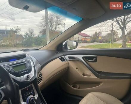 Хендай Элантра 2011 в Львове на Automoto.ua Белый Хендай Элантра, объемом двигателя 1.59 л и пробегом 266 тыс. км за 7850 $, фото 10 на Automoto.ua