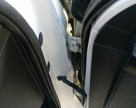 Білий Хендай Елантра, об'ємом двигуна 1.59 л та пробігом 220 тис. км за 8500 $, фото 13 на Automoto.ua