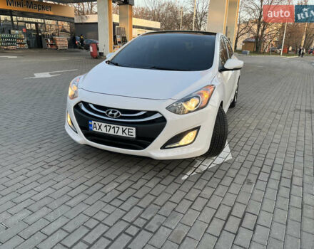 Белый Хендай Элантра, объемом двигателя 1.8 л и пробегом 109 тыс. км за 8250 $, фото 7 на Automoto.ua