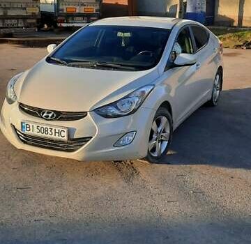 Хендай Элантра 2012 в Виннице на Automoto.ua Белый Хендай Элантра, объемом двигателя 1.8 л и пробегом 128 тыс. км за 8200 $, фото 3 на Automoto.ua