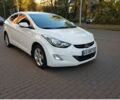 Белый Хендай Элантра, объемом двигателя 1.8 л и пробегом 130 тыс. км за 10000 $, фото 1 на Automoto.ua