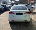 Белый Хендай Элантра, объемом двигателя 1.59 л и пробегом 170 тыс. км за 8500 $, фото 4 на Automoto.ua