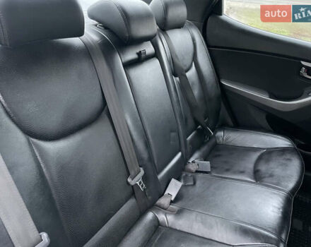 Білий Хендай Елантра, об'ємом двигуна 1.8 л та пробігом 143 тис. км за 8600 $, фото 17 на Automoto.ua