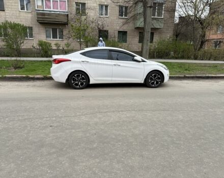 Хендай Элантра 2012 в Полтаве на Automoto.ua Белый Хендай Элантра, объемом двигателя 1.6 л и пробегом 130 тыс. км за 11200 $, фото 1 на Automoto.ua