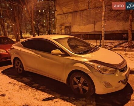 Белый Хендай Элантра, объемом двигателя 1.8 л и пробегом 360 тыс. км за 6000 $, фото 8 на Automoto.ua