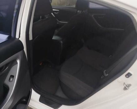 Белый Хендай Элантра, объемом двигателя 1.8 л и пробегом 178 тыс. км за 10200 $, фото 8 на Automoto.ua