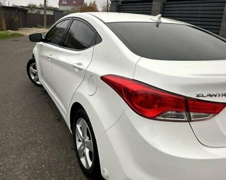 Белый Хендай Элантра, объемом двигателя 1.8 л и пробегом 199 тыс. км за 7900 $, фото 4 на Automoto.ua
