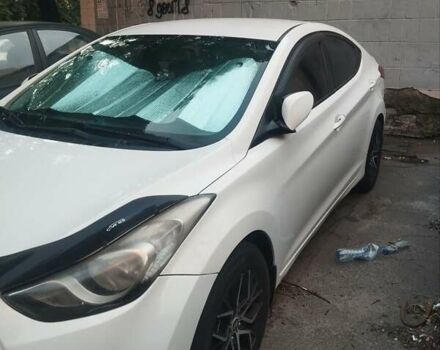 Белый Хендай Элантра, объемом двигателя 1.8 л и пробегом 360 тыс. км за 6000 $, фото 18 на Automoto.ua