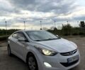 Белый Хендай Элантра, объемом двигателя 1.6 л и пробегом 207 тыс. км за 7400 $, фото 1 на Automoto.ua