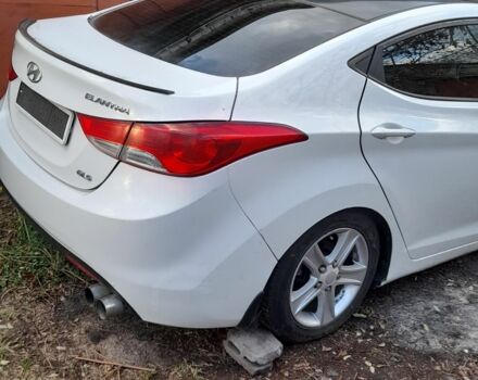 Білий Хендай Елантра, об'ємом двигуна 1.8 л та пробігом 192 тис. км за 2300 $, фото 4 на Automoto.ua