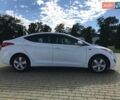 Хендай Элантра 2013 в Одессе на Automoto.ua Белый Хендай Элантра, объемом двигателя 1.8 л и пробегом 290 тыс. км за 9000 $, фото 3 на Automoto.ua