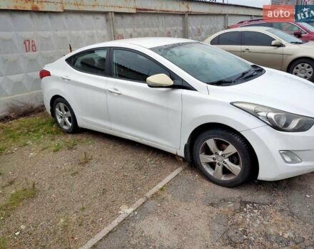 Белый Хендай Элантра, объемом двигателя 1.8 л и пробегом 227 тыс. км за 7500 $, фото 2 на Automoto.ua