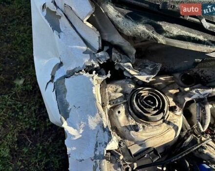 Белый Хендай Элантра, объемом двигателя 1.59 л и пробегом 194 тыс. км за 4000 $, фото 7 на Automoto.ua