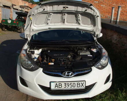 Білий Хендай Елантра, об'ємом двигуна 1.59 л та пробігом 183 тис. км за 8200 $, фото 7 на Automoto.ua