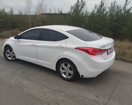 Белый Хендай Элантра, объемом двигателя 1.8 л и пробегом 178 тыс. км за 10200 $, фото 4 на Automoto.ua