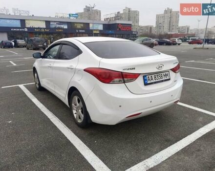 Белый Хендай Элантра, объемом двигателя 1.8 л и пробегом 125 тыс. км за 9199 $, фото 2 на Automoto.ua