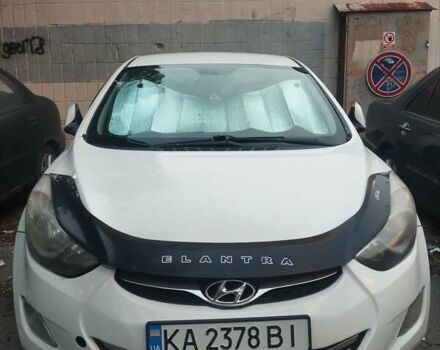 Белый Хендай Элантра, объемом двигателя 1.8 л и пробегом 360 тыс. км за 6000 $, фото 17 на Automoto.ua