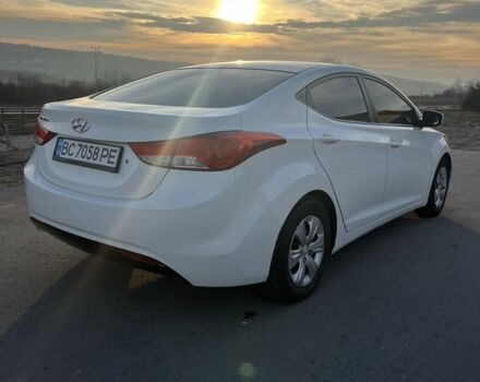 Белый Хендай Элантра, объемом двигателя 1.8 л и пробегом 117 тыс. км за 7900 $, фото 1 на Automoto.ua