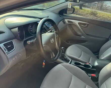 Білий Хендай Елантра, об'ємом двигуна 1.8 л та пробігом 155 тис. км за 7400 $, фото 24 на Automoto.ua