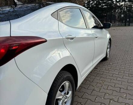 Білий Хендай Елантра, об'ємом двигуна 1.8 л та пробігом 155 тис. км за 7400 $, фото 11 на Automoto.ua