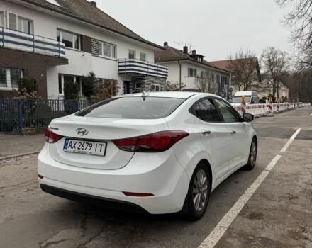 Белый Хендай Элантра, объемом двигателя 1.8 л и пробегом 181 тыс. км за 6873 $, фото 6 на Automoto.ua